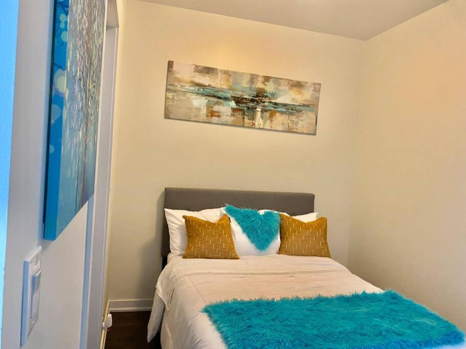 Cozy 2 Bedroom Free Parking Downtown Toronto 1Min Scotiabank Arena Tff Cn Tower Rogers Centre Union Station Buitenkant foto