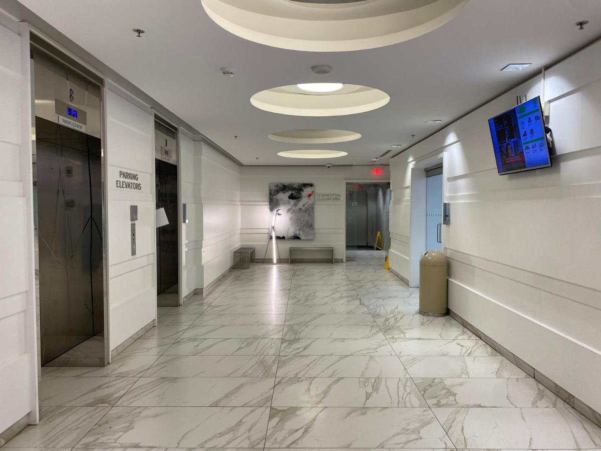 Cozy 2 Bedroom Free Parking Downtown Toronto 1Min Scotiabank Arena Tff Cn Tower Rogers Centre Union Station Buitenkant foto